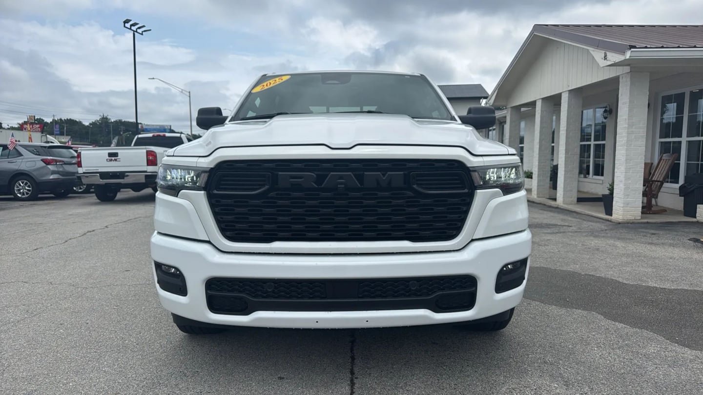 Used 2025 RAM 1500 Tradesman AWD/4WD image 8