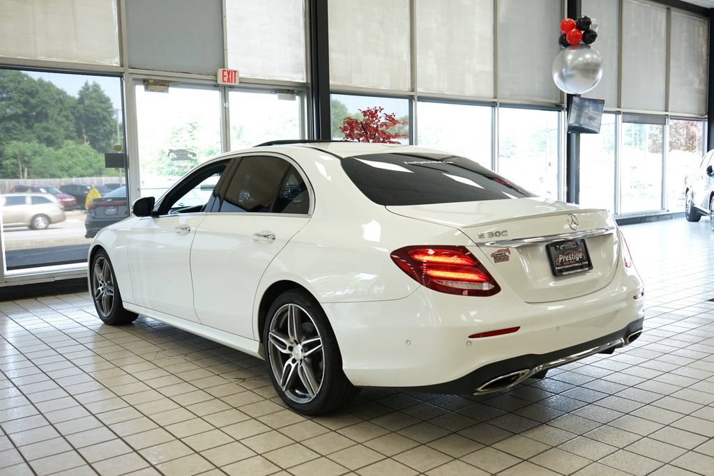 Used 2019 Mercedes-Benz E 300 w/ Premium 1 Package image 4