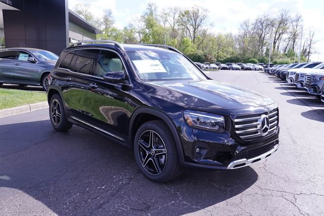 New 2026 Mercedes-Benz GLB 250 4MATIC image 3