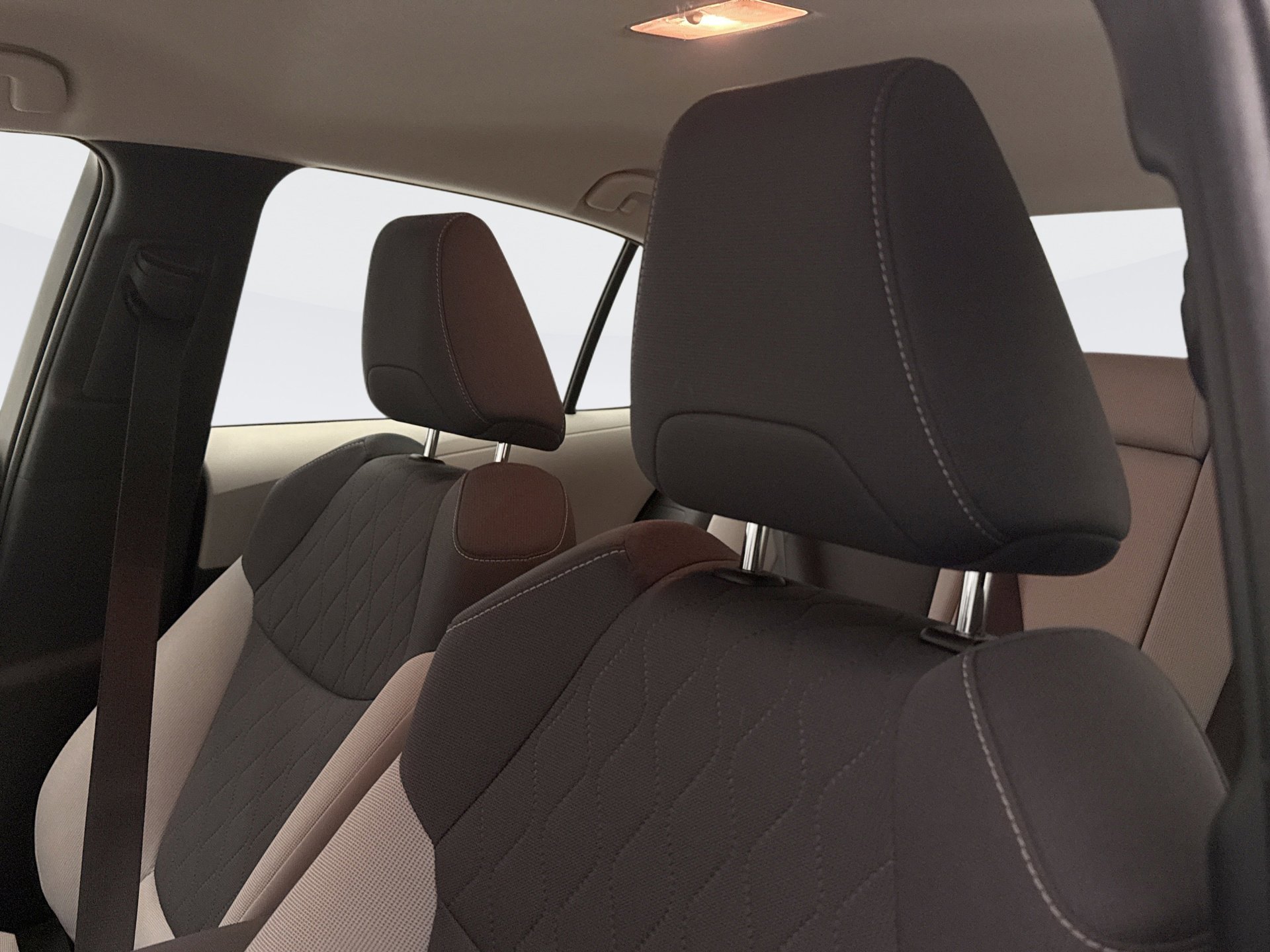 Used 2021 Toyota Corolla LE w/ Carpet Mat Package (TMS) image 8