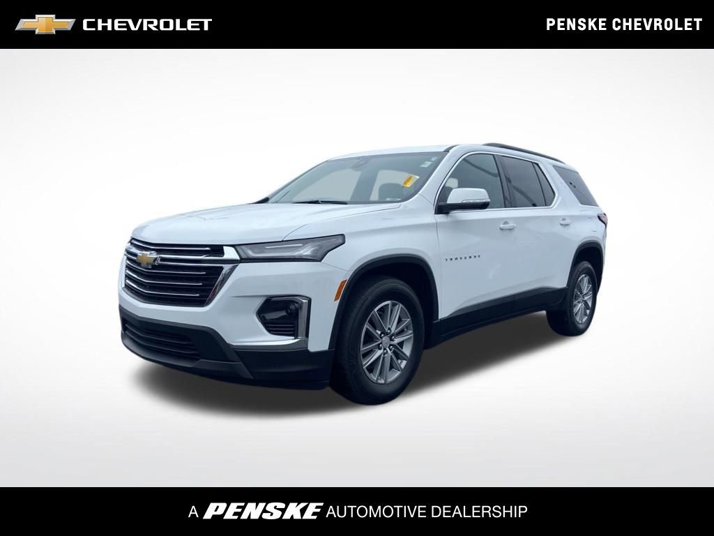Used 2023 Chevrolet Traverse LT w/ Rear Camera Mirror Package AWD/4WD image 1
