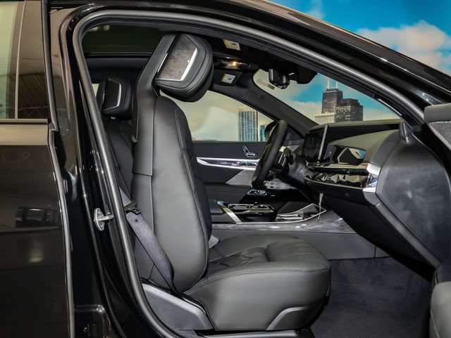 Used 2026 BMW 760i xDrive AWD/4WD image 21