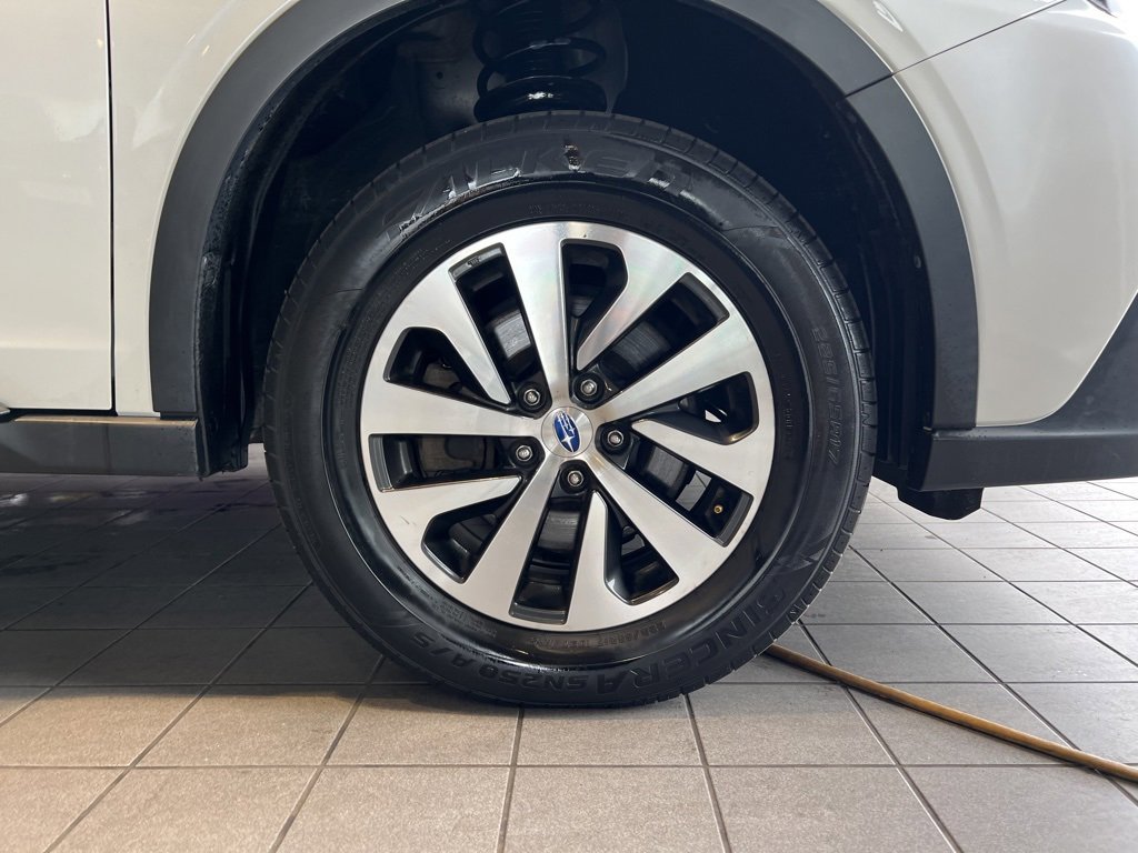 Used 2020 Subaru Outback Premium image 16