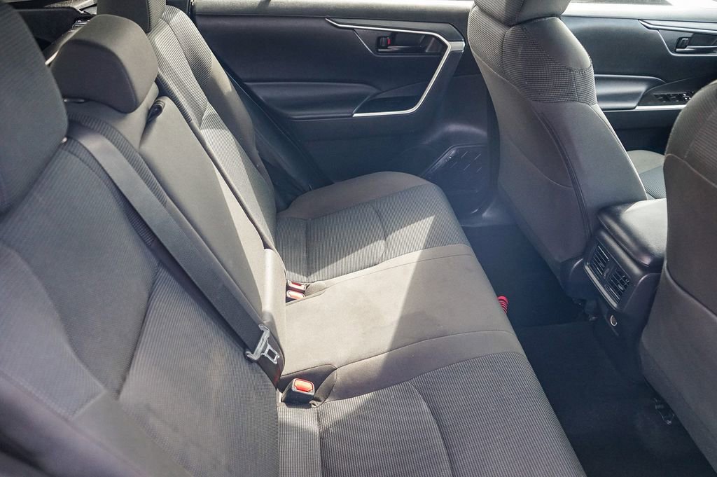 Used 2023 Toyota RAV4 LE image 19