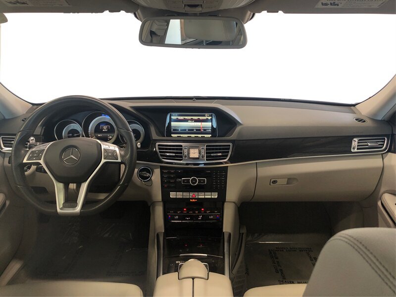 Used 2014 Mercedes-Benz E 350 Sedan image 24