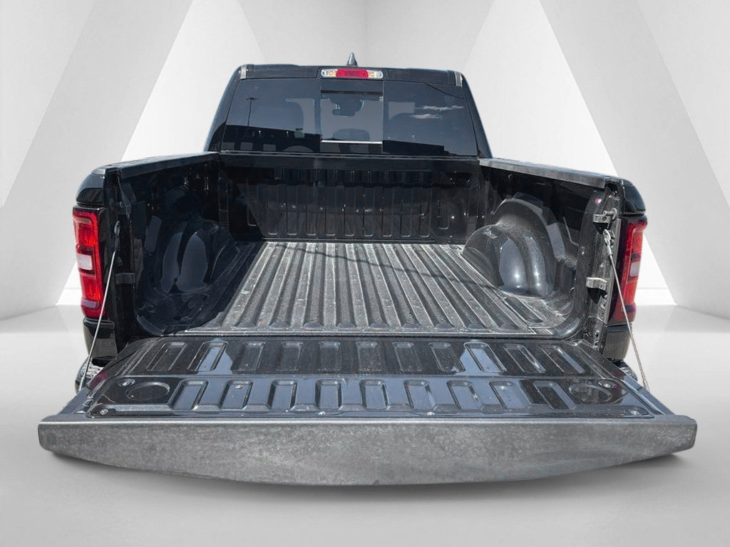 New 2026 RAM 1500 Express AWD/4WD image 36