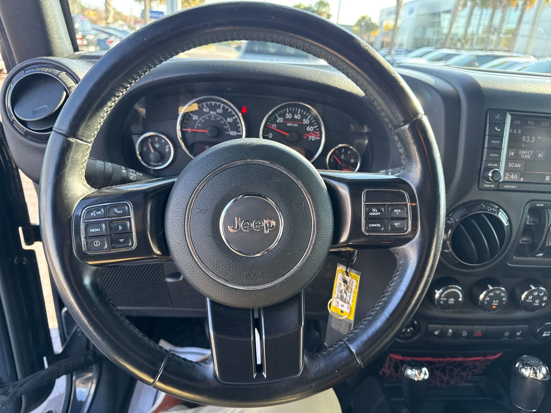 Used 2017 Jeep Wrangler Unlimited Rubicon image 30