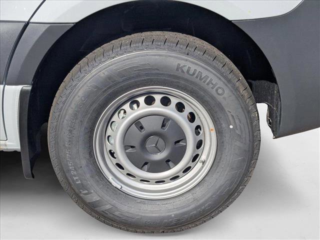 New 2025 Mercedes-Benz Sprinter 2500 image 9