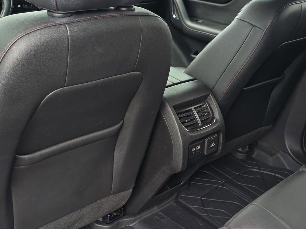 Used 2020 Chevrolet Blazer RS FWD image 31
