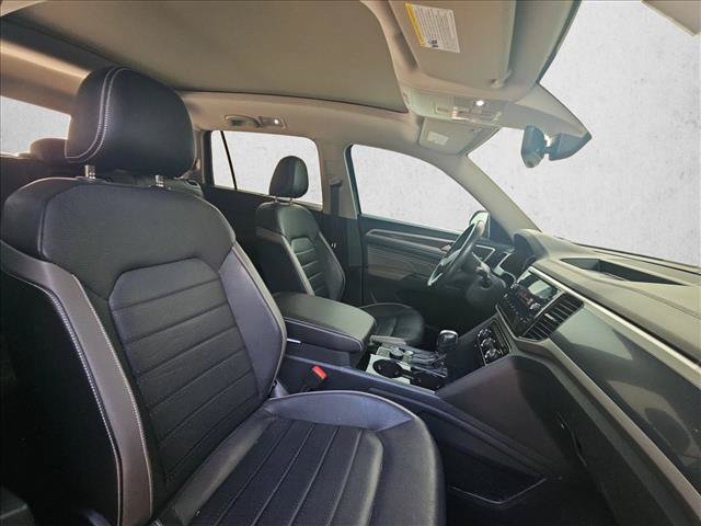 Used 2023 Volkswagen Atlas SEL Premium AWD/4WD image 12