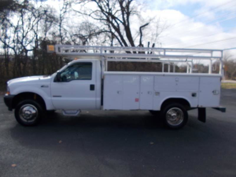 Used 2004 Ford F450 XL image 3