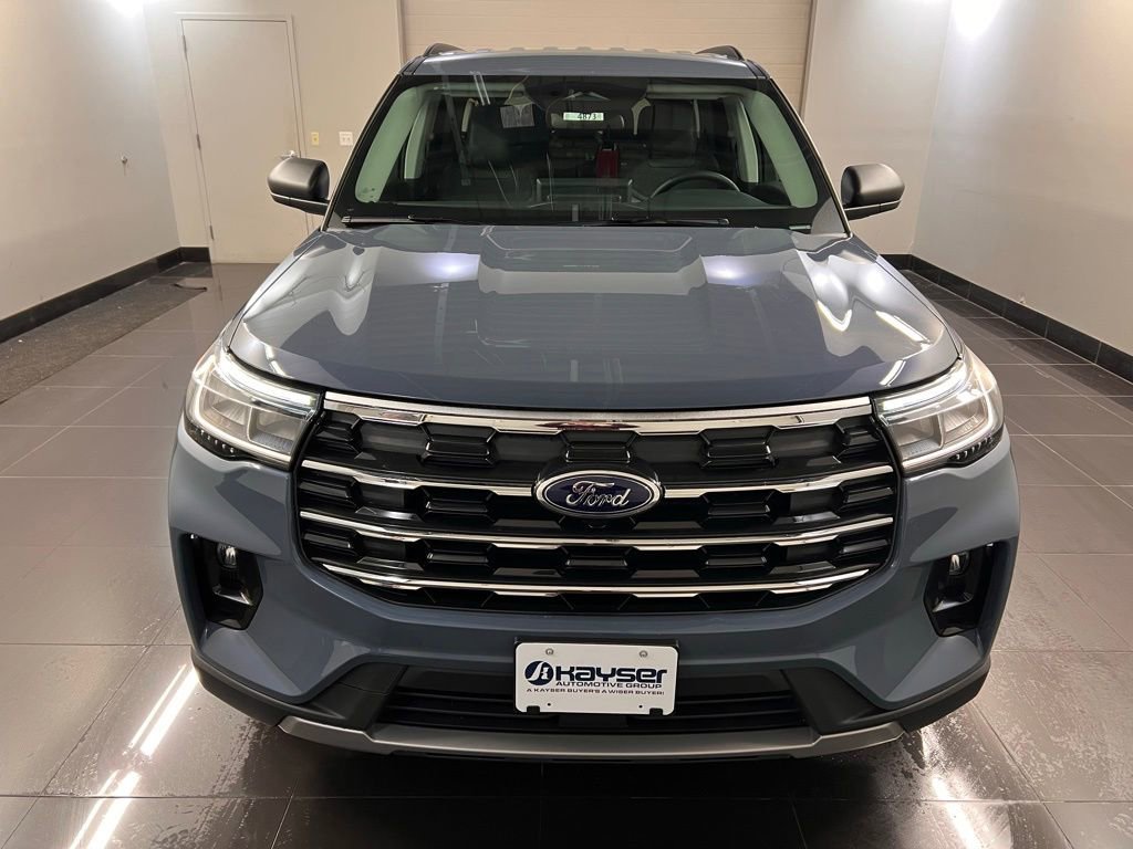 New 2026 Ford Explorer Active w/ Active Comfort Package AWD/4WD image 3