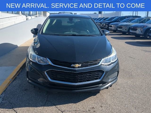 Used 2018 Chevrolet Cruze LS FWD image 11