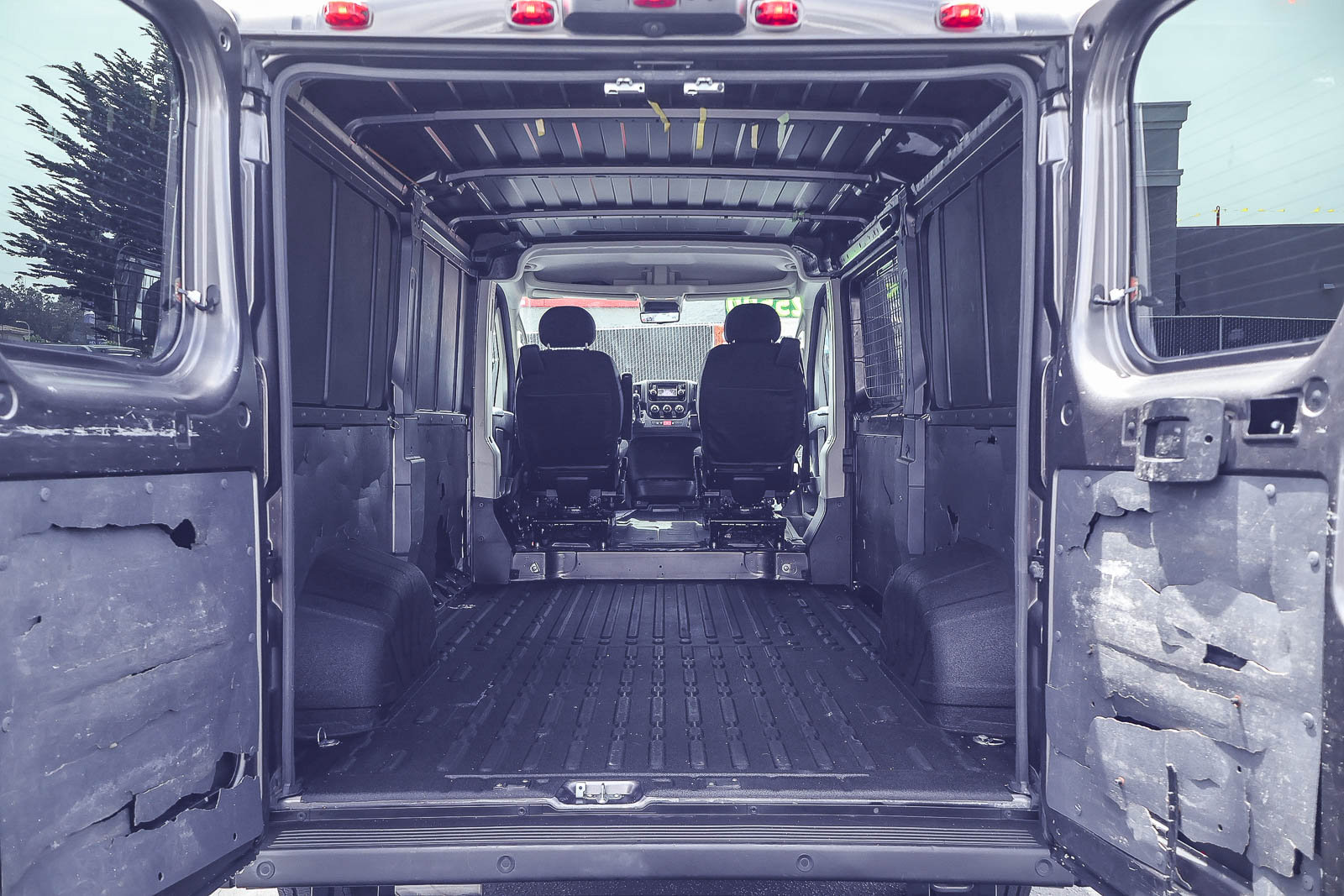 Used 2021 RAM ProMaster 1500 w/ Convenience Group FWD image 14