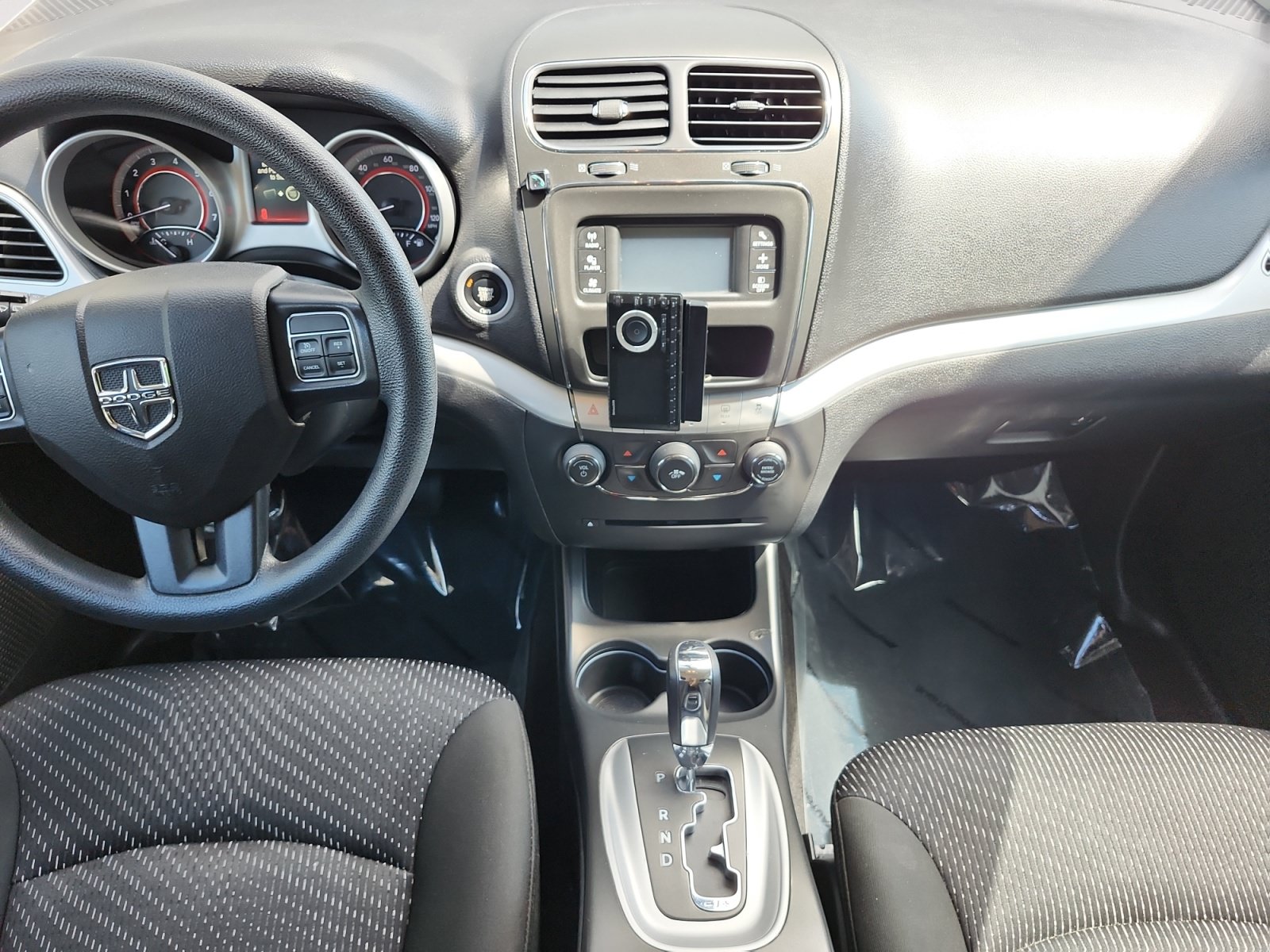 Used 2019 Dodge Journey SE FWD image 11