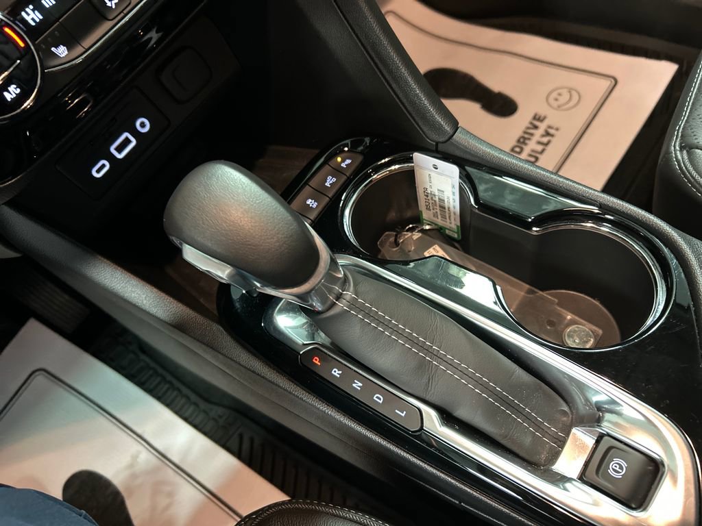 Used 2021 Buick Encore GX Essence w/ Advanced Technology Package image 20