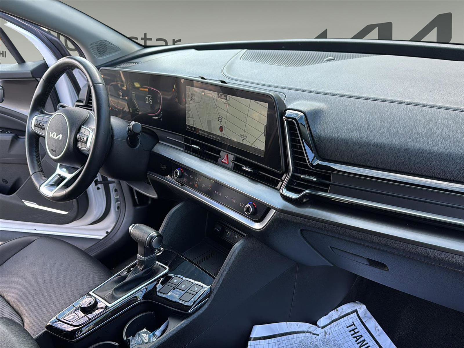 Used 2023 Kia Sportage EX image 32