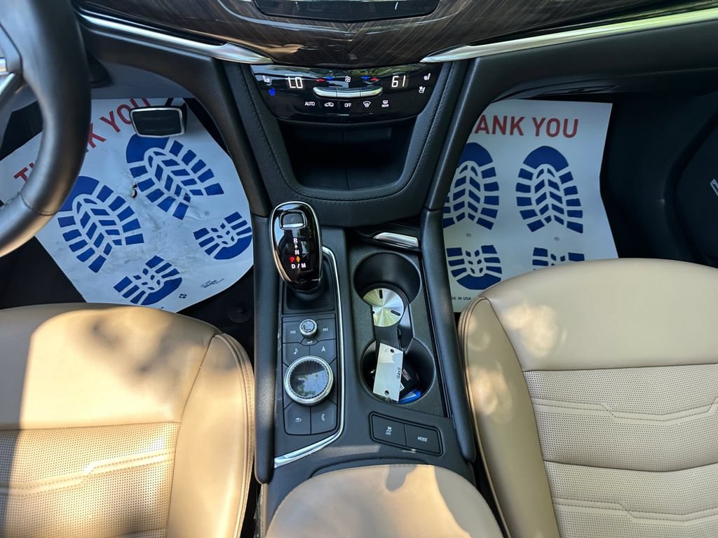 Used 2025 Cadillac XT6 Sport w/ Platinum Package AWD/4WD image 11