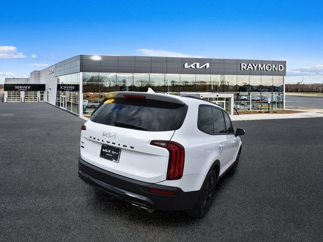 Used 2022 Kia Telluride EX w/ EX Premium Package AWD/4WD image 3