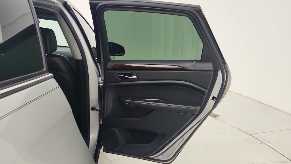 Used 2012 Cadillac SRX Luxury image 27