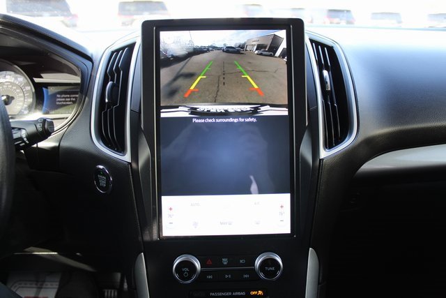 Used 2024 Ford Edge SE image 25