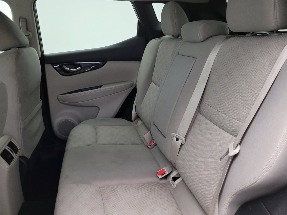 Used 2019 Nissan Rogue Sport SV image 18