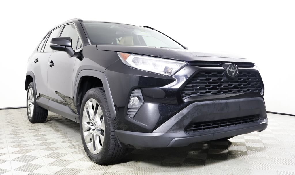 Used 2020 Toyota RAV4 XLE Premium w/ Carpet Mat Package image 1