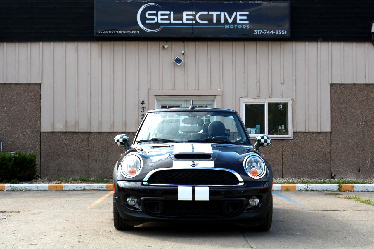 Used 2014 MINI Cooper S image 2