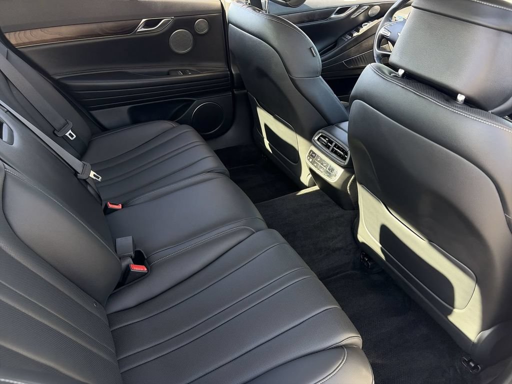 Used 2021 Genesis G80 2.5T w/ Advanced Package AWD/4WD image 15