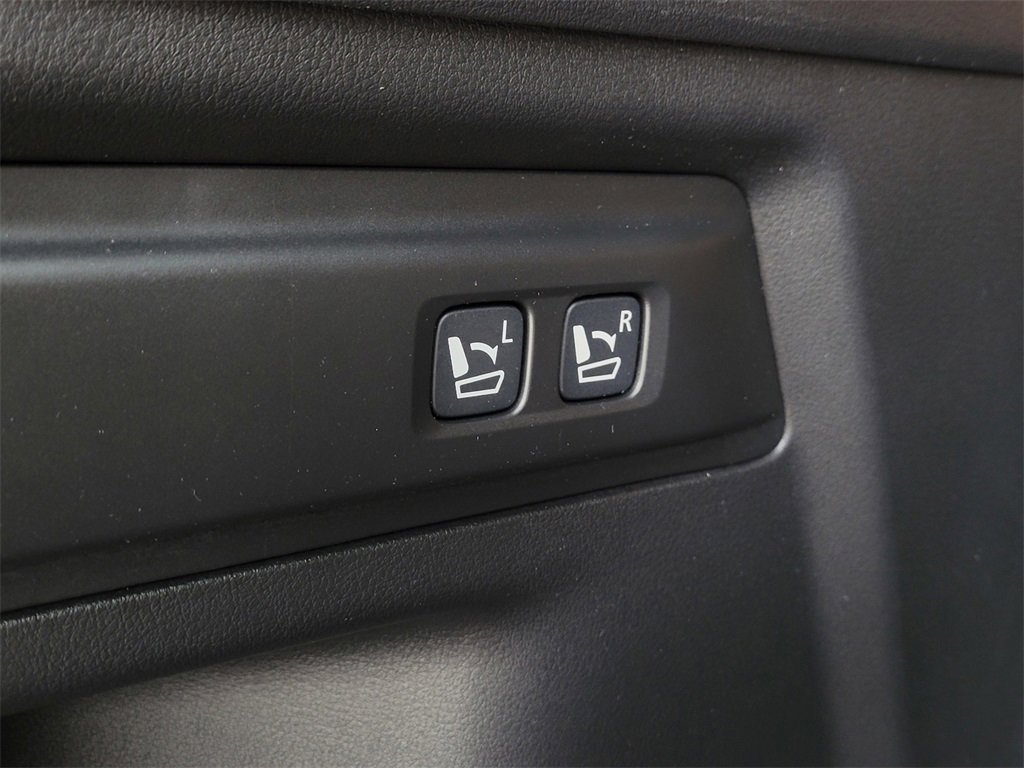 Certified 2025 MAZDA CX-70 3.3 Turbo S w/ Premium Plus image 36