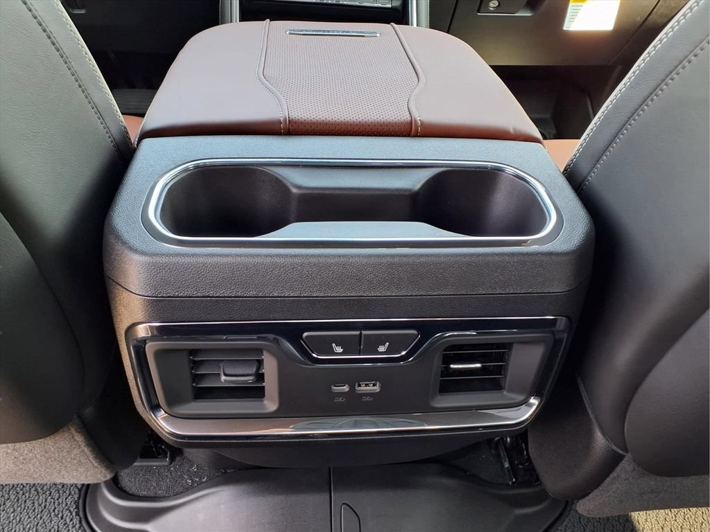 New 2026 GMC Sierra 2500 Denali Ultimate w/ LPO, Black Badging Package AWD/4WD image 25
