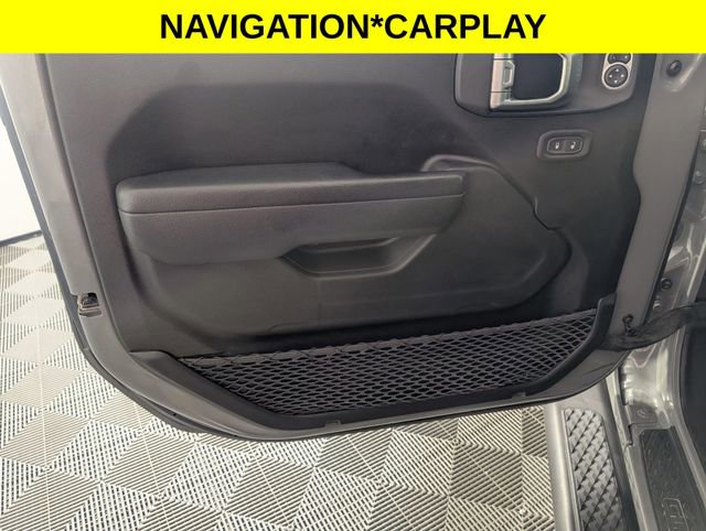 Used 2023 Jeep Gladiator Sport image 12