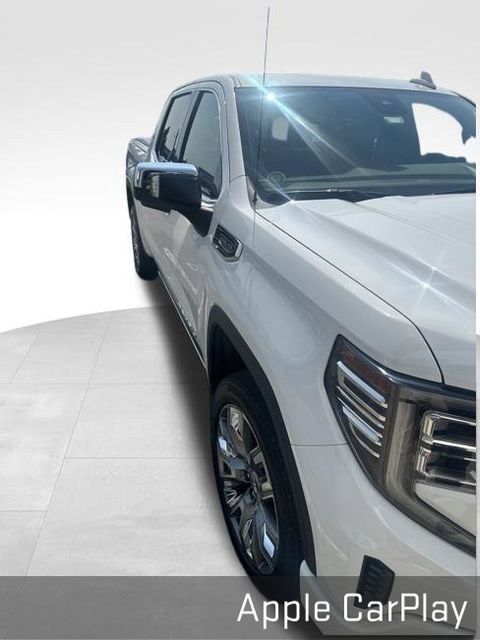 Used 2024 GMC Sierra 1500 Denali w/ Denali Reserve Package AWD/4WD image 3