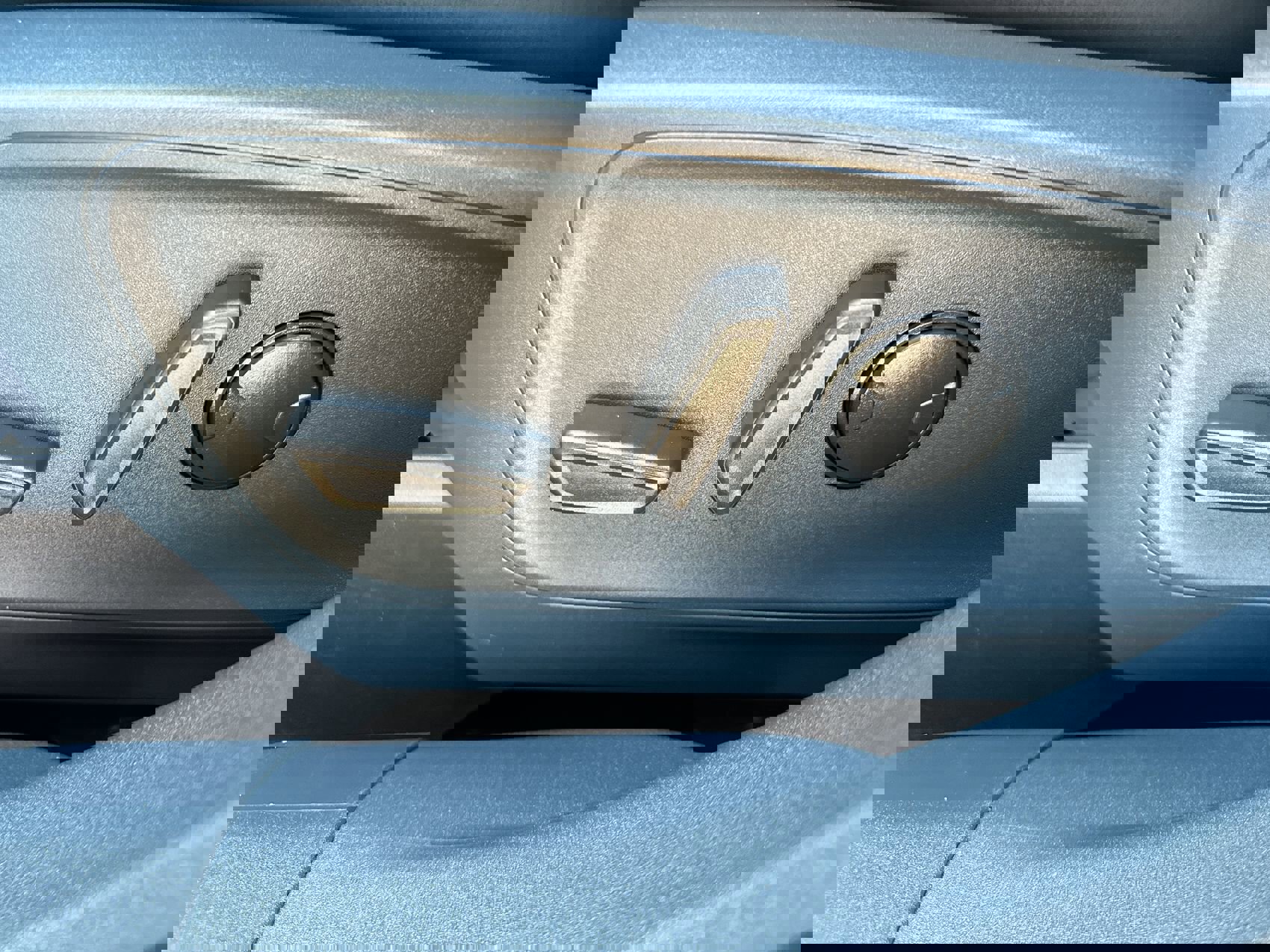 Used 2022 Ford Maverick Lariat image 12