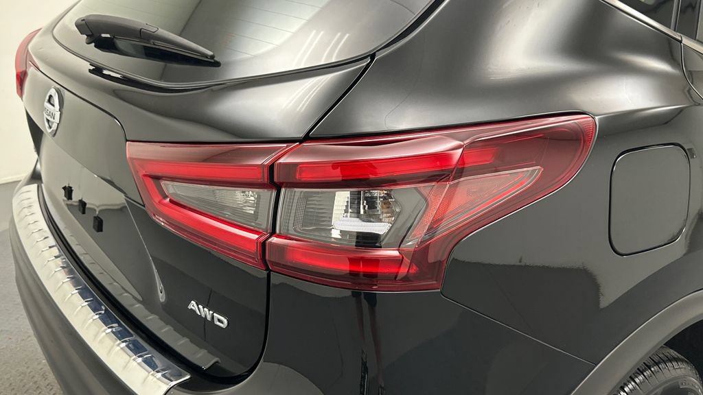 Certified 2022 Nissan Rogue Sport S AWD/4WD image 23