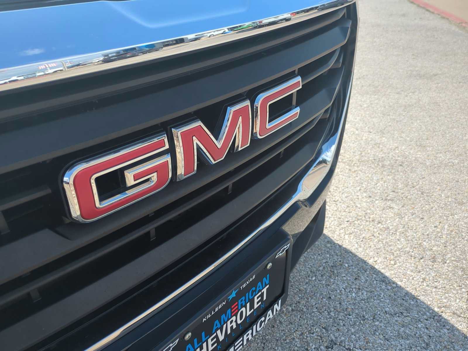 Used 2024 GMC Terrain SLE AWD/4WD image 30