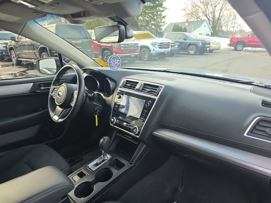 Used 2019 Subaru Outback 2.5i Premium w/ Popular Package #2 image 16