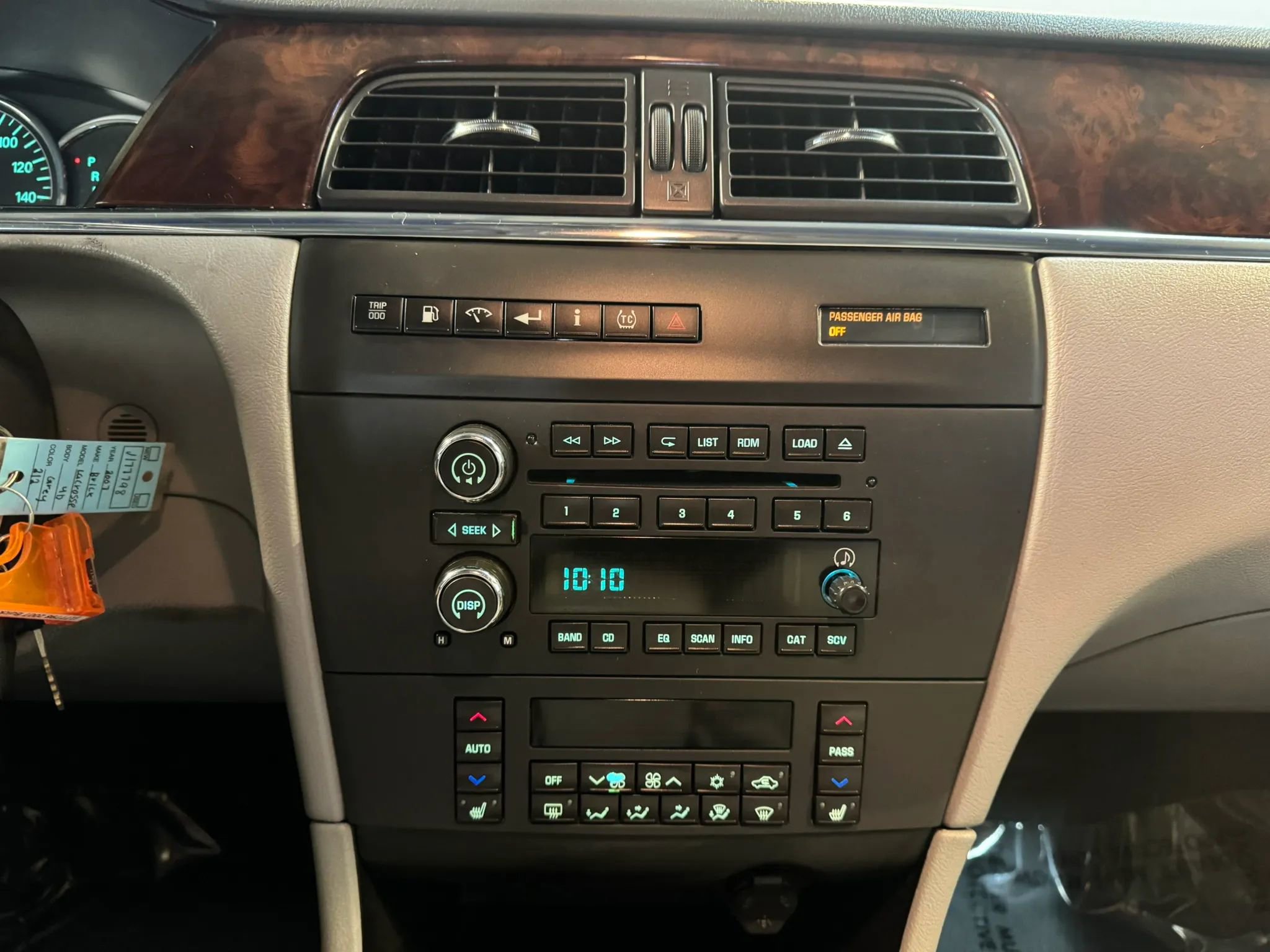 Used 2007 Buick LaCrosse CXS w/ Driver Confidence Package FWD image 14