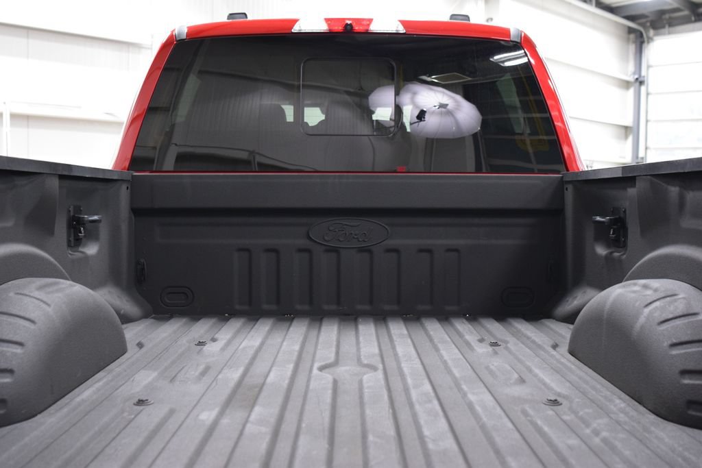 Used 2023 Ford F250 Lariat w/ Lariat Ultimate Package AWD/4WD image 21