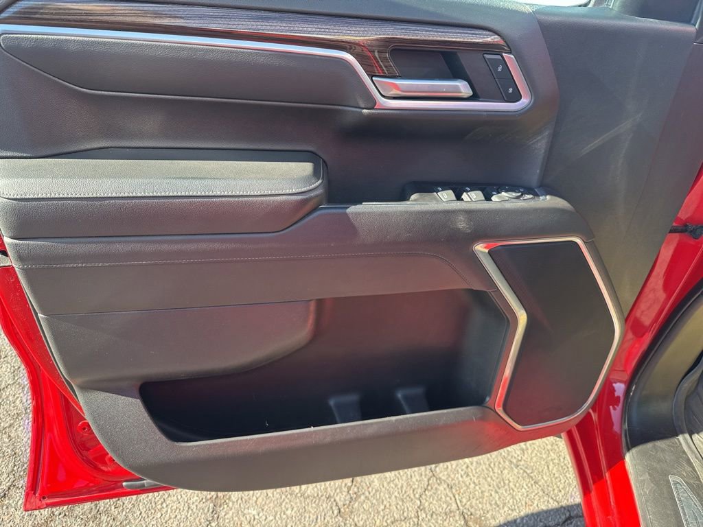 Used 2022 Chevrolet Silverado 1500 RST image 16