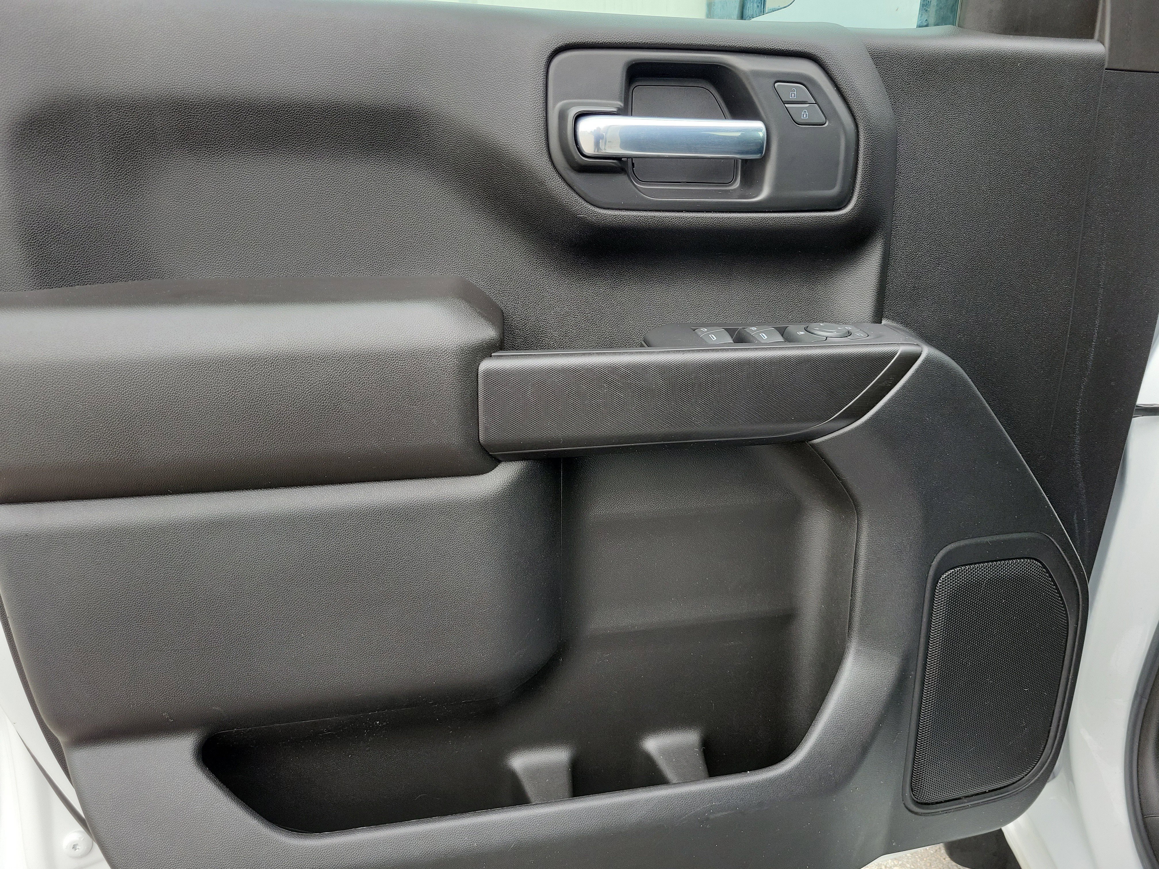 Used 2022 Chevrolet Silverado 1500 Custom RWD image 22