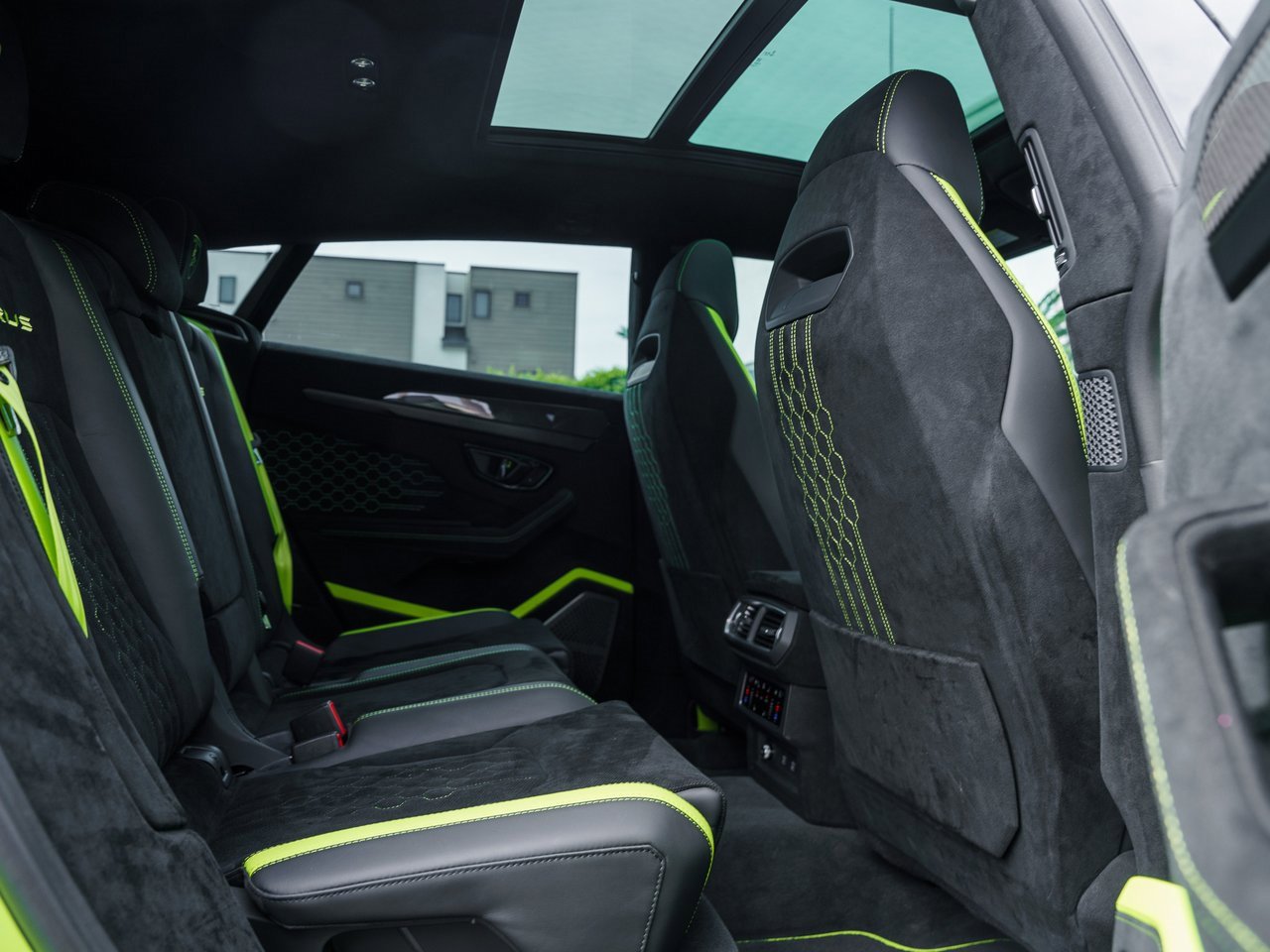 Used 2024 Lamborghini Urus Performante image 21