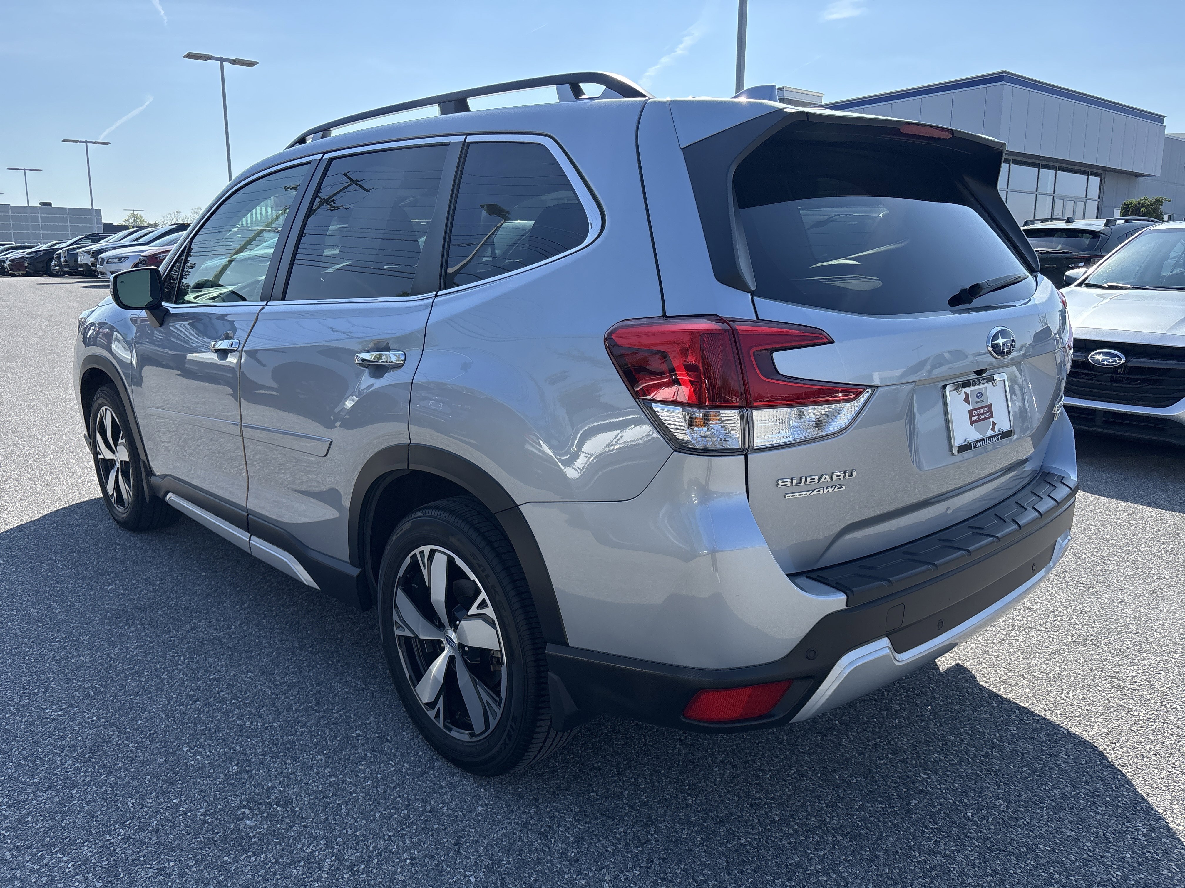 Used 2019 Subaru Forester Touring AWD/4WD image 5