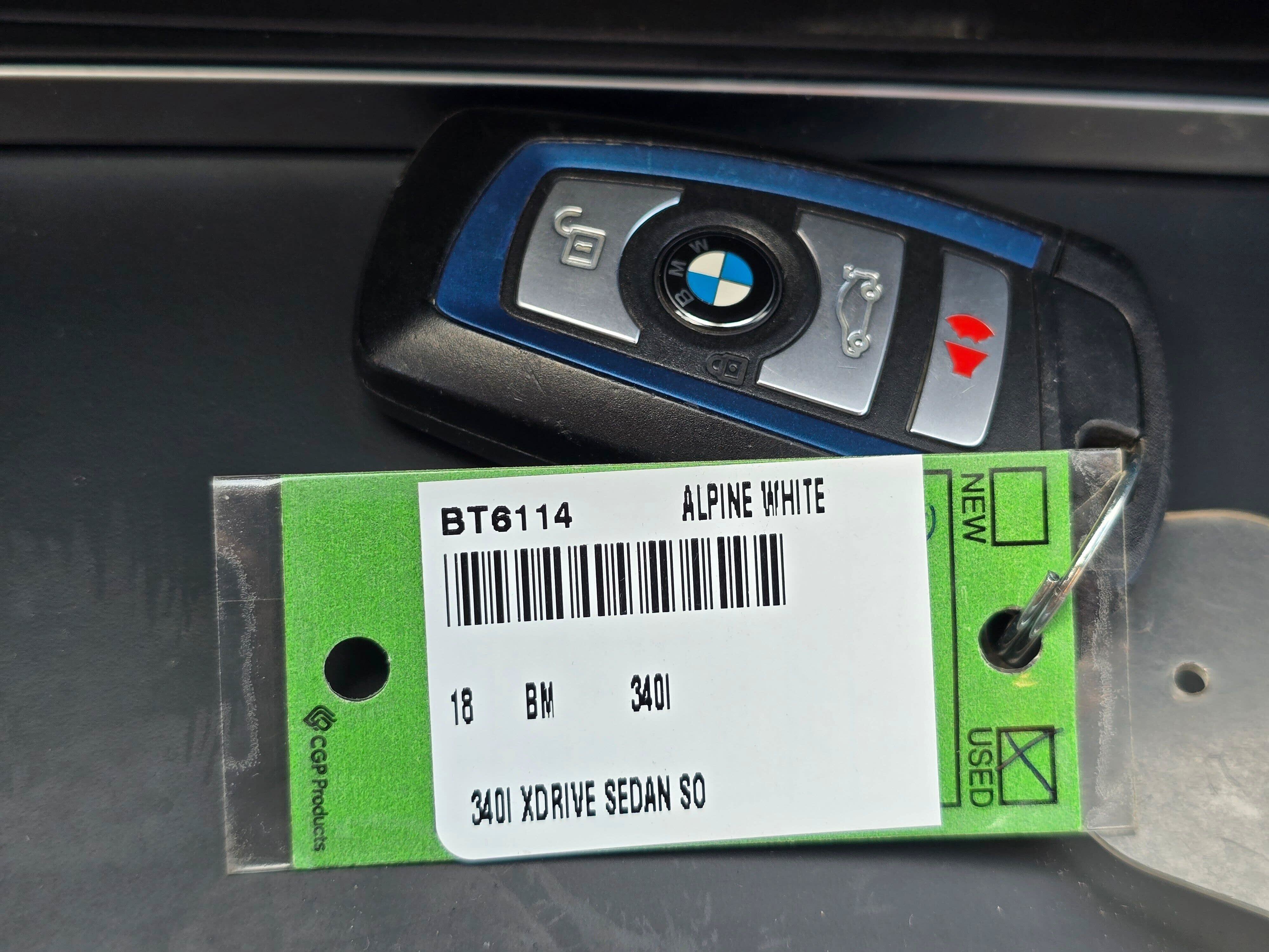 Used 2018 BMW 340i xDrive Sedan AWD/4WD image 32