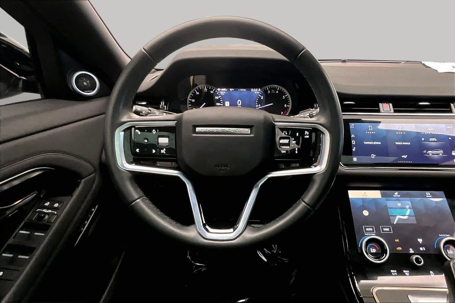 Used 2023 Land Rover Range Rover Evoque R-Dynamic SE AWD/4WD image 6