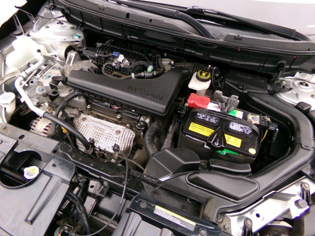 Used 2017 Nissan Rogue SV image 24