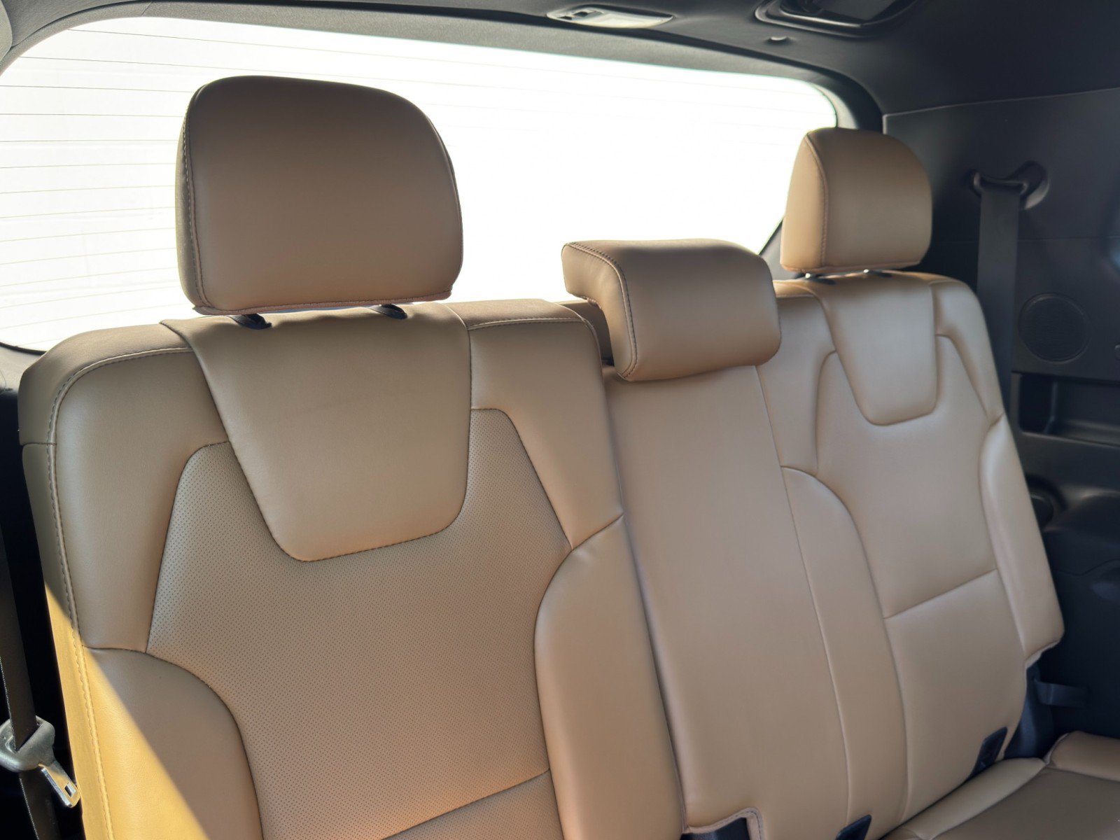 Used 2020 Kia Telluride SX w/ Towing Package FWD image 42
