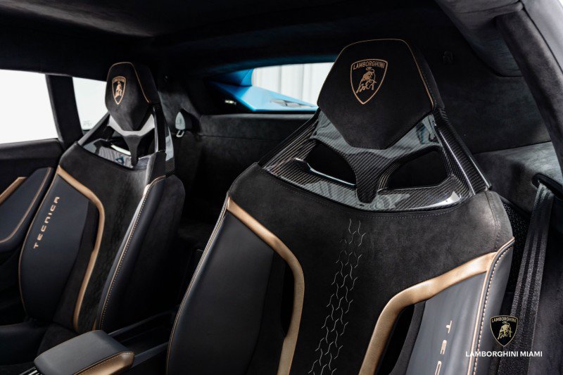 Used 2024 Lamborghini Huracan Tecnica image 30