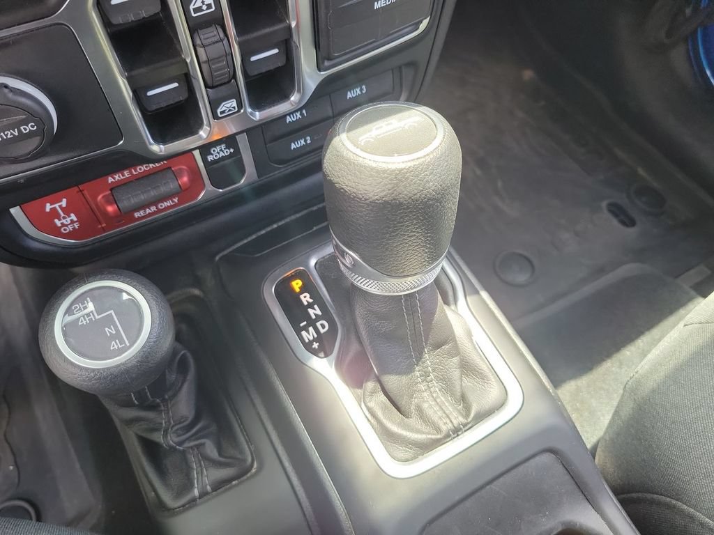 Used 2024 Jeep Gladiator Sport AWD/4WD image 15