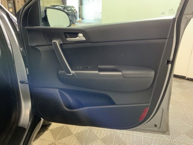 Used 2020 Kia Sportage LX w/ LX Popular Package image 26
